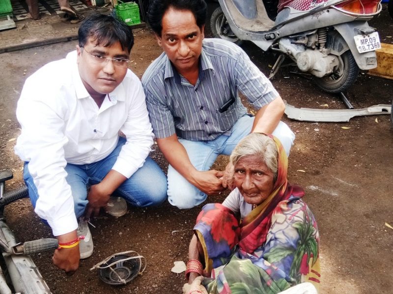 वह बिनती लोहा…. इंदौर के पथ पर
